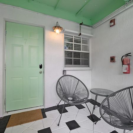 Las Olas Guest House 劳德代尔堡 外观 照片